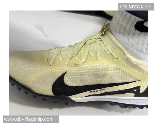 足球鞋穿法详解及注意事项助你提升球场表现